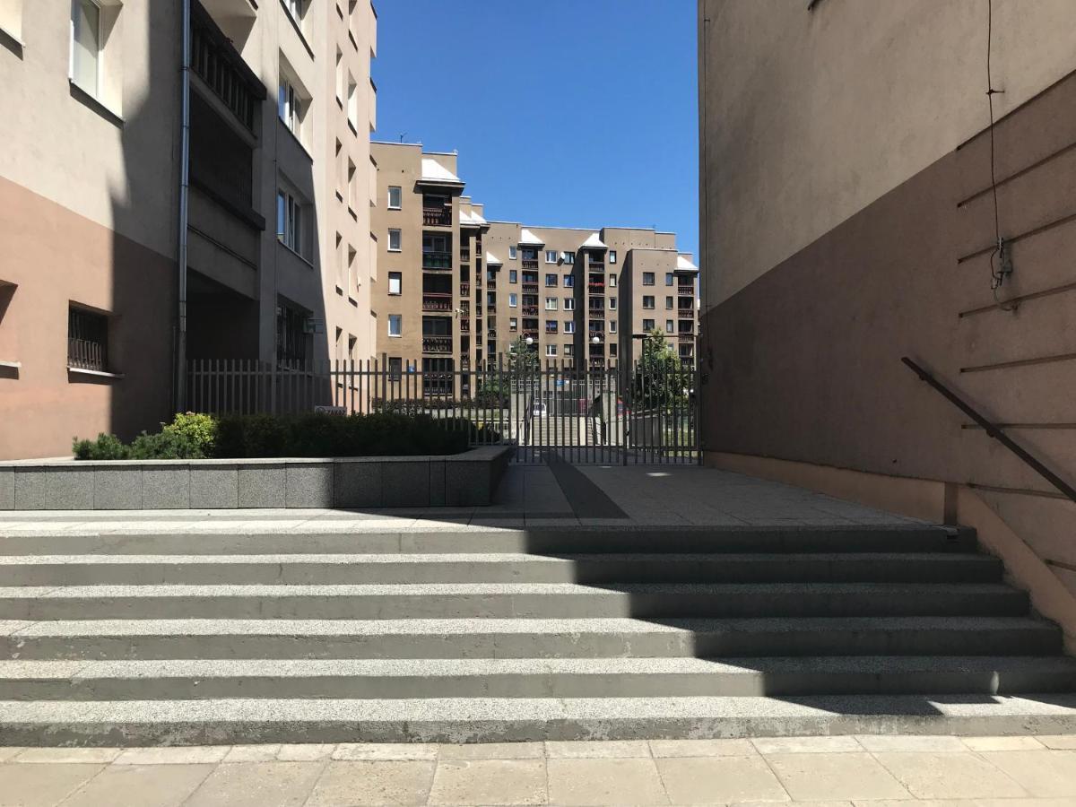 华沙拉马之家旅馆公寓 外观 照片